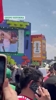 天后的魅力❤️！球迷聚集场外看夏奇拉的开幕式表演