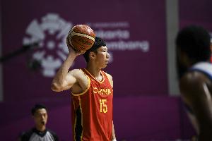 热度很高！&ldquo;周琦主动表态愿出战亚运会被拒&rdquo;冲上微博热搜前五